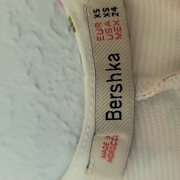 Dress - Picture 6 of 6